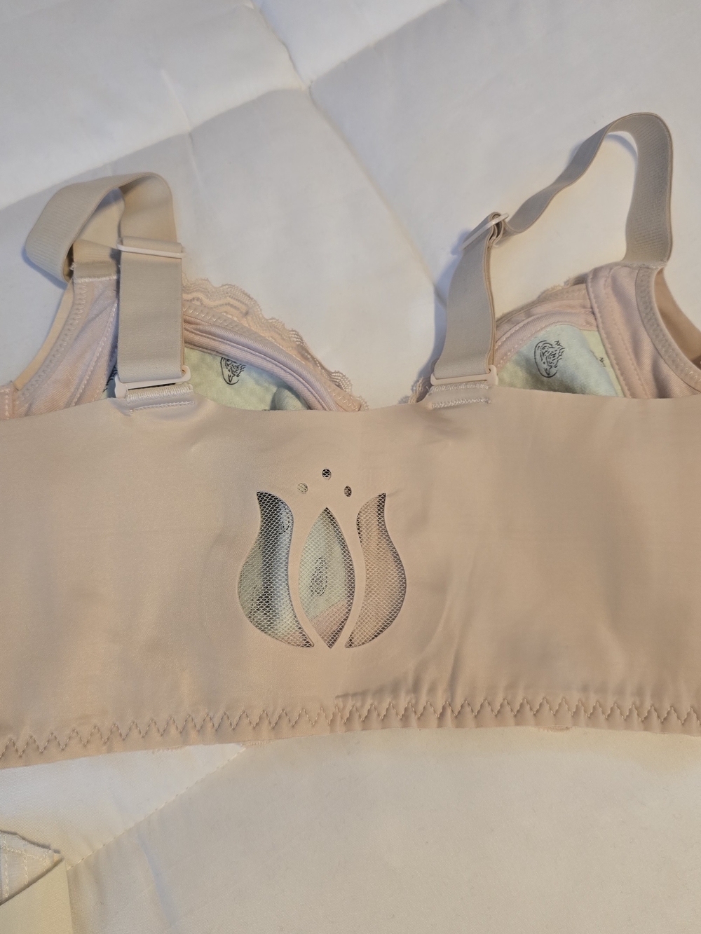 Three Women's Comfort Bra with Decorative Cutout